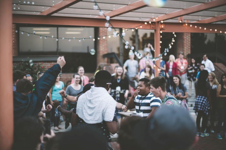 How to Plan a High School Reunion