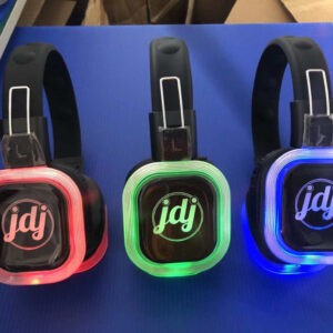 Colorado provides a silent disco for weddings,corporate events, birthday parties bat mitzvahs and much more in the Denver and surrounding areas including breckenridge, aspen, and northern colorado, wyoming!